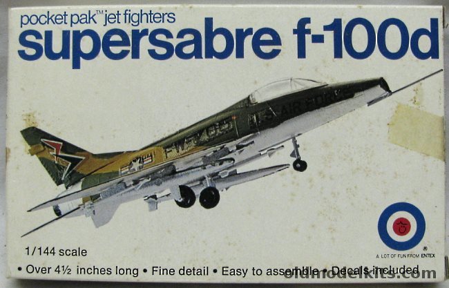 Entex 1/144 F-100D Supersabre, 8461S-49 plastic model kit